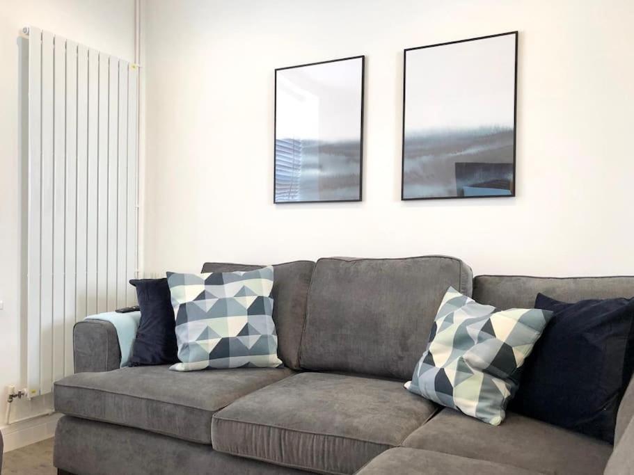 Rhondda Valleys With Breathtaking Riverside Views Llwynypia Экстерьер фото